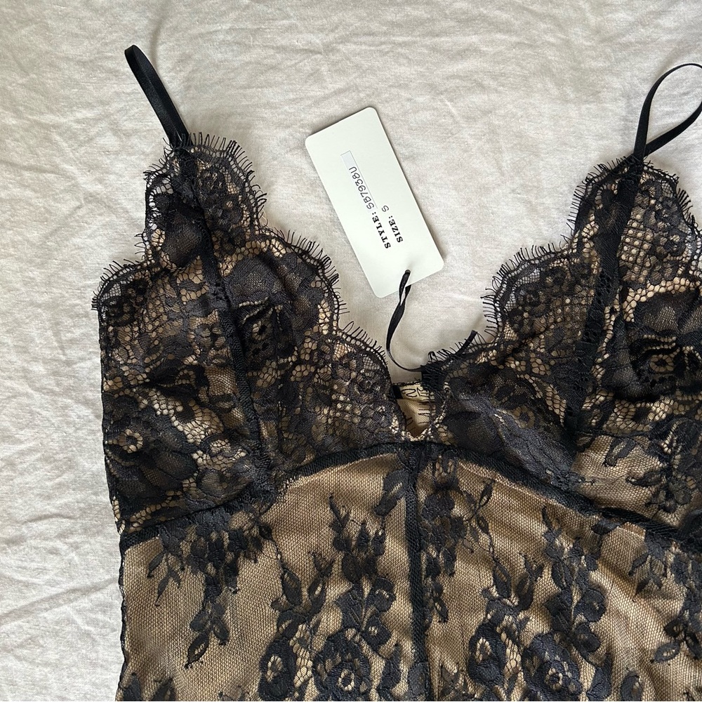 NWT FashionNova Bodysuit